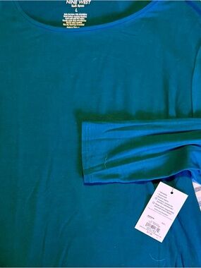 Nine West Teal Crewneck Tee (SKU 5039)